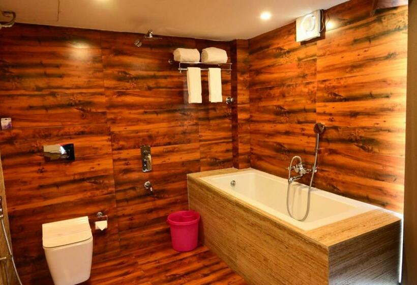 Номер Стандарт, Silkhouse Premier