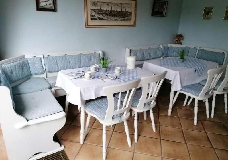 Номер Стандарт, Pension Weidengrund