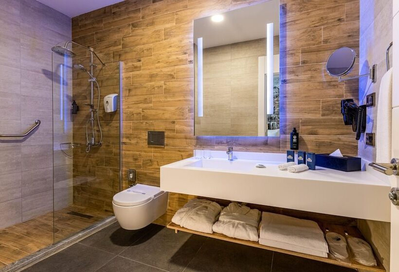 سوییت لوکس, Days Hotel By Wyndham Istanbul Esenyurt