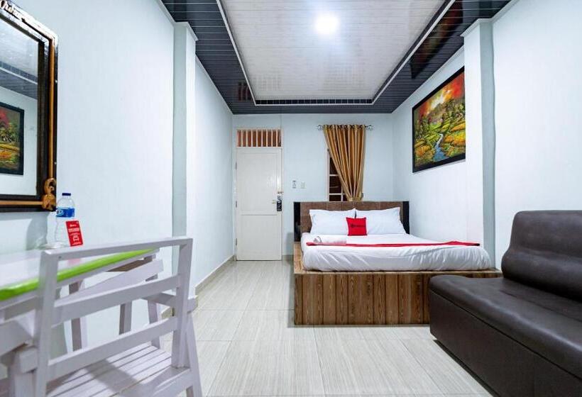 Номер Economy, Reddoorz Near Universitas Simalungun Pematangsiantar