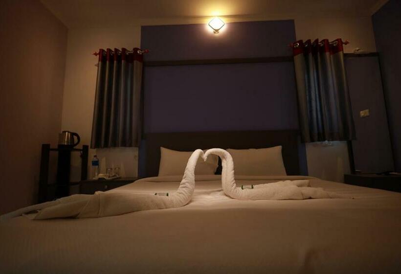 Люкс Вид на Бассейн, Lakeway Resorts