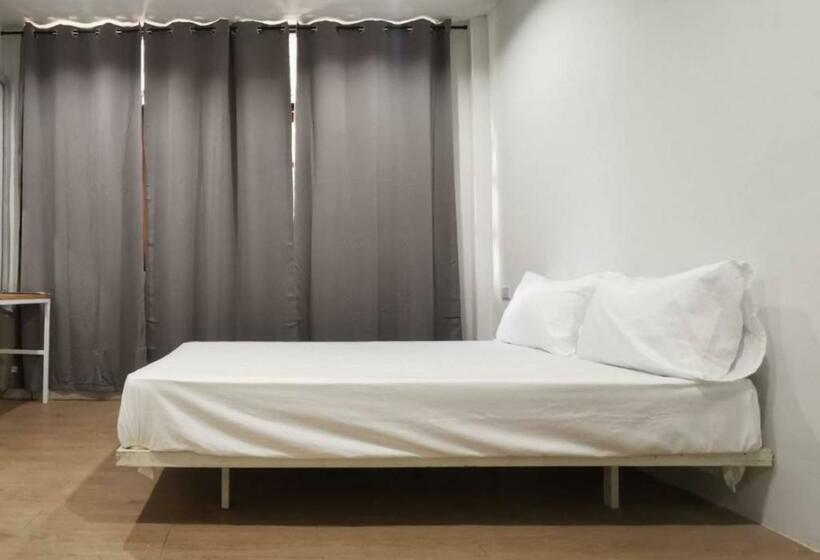Номер Deluxe, Go Inn Pattaya
