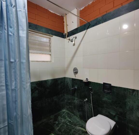 اتاق لوکس با بالکن, Ibex River Resort, Pollachi