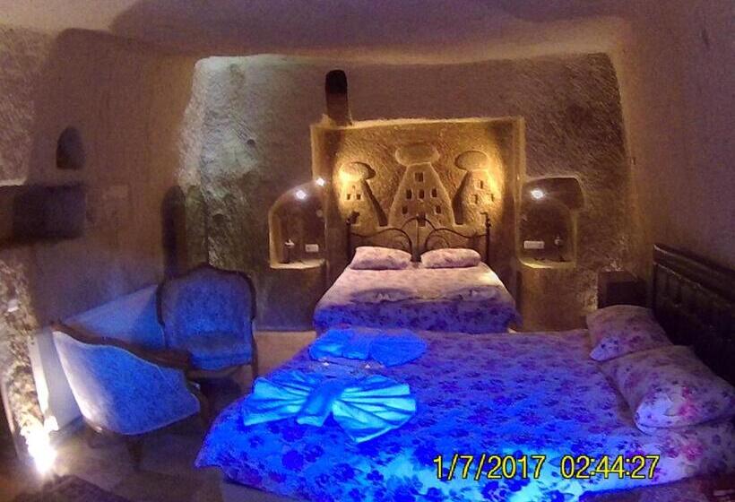 스위트 킹사이즈 침대, Coco Cave