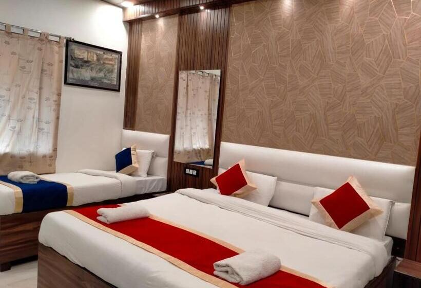 Трехместный Номер Deluxe, Sidhartha Walking Distance From Tajmahal