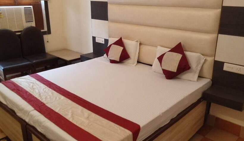 Standard-huone, Sidhartha Walking Distance From Tajmahal