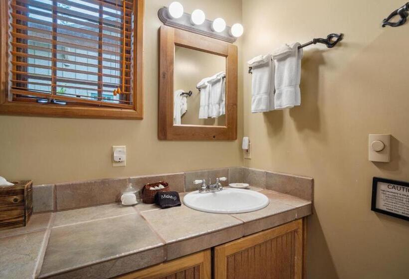 Family Suite, Weasku Inn