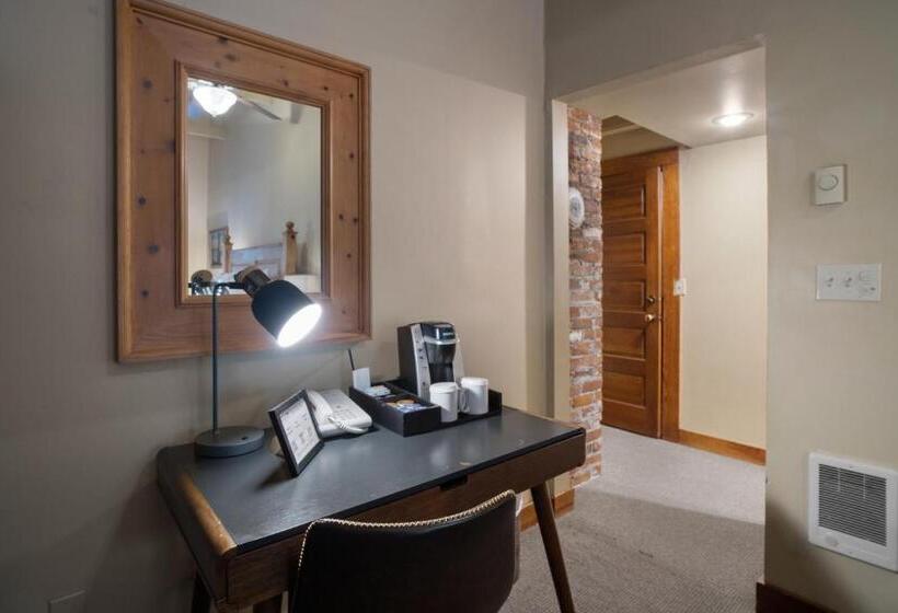 Номер Стандарт, Weasku Inn