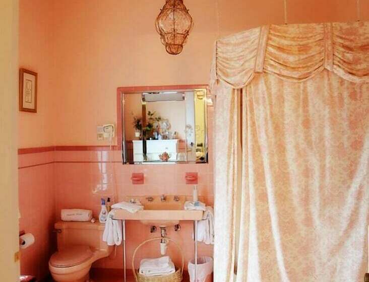 스탠다드 룸, The Bennett House Bed & Breakfast