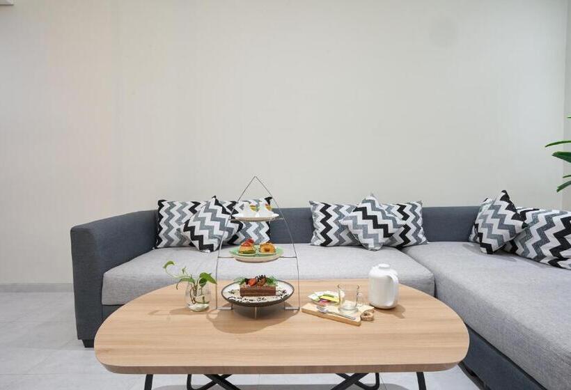 Стандартный Номер Кровать Кинг, Cordela Suites Tasikmalaya