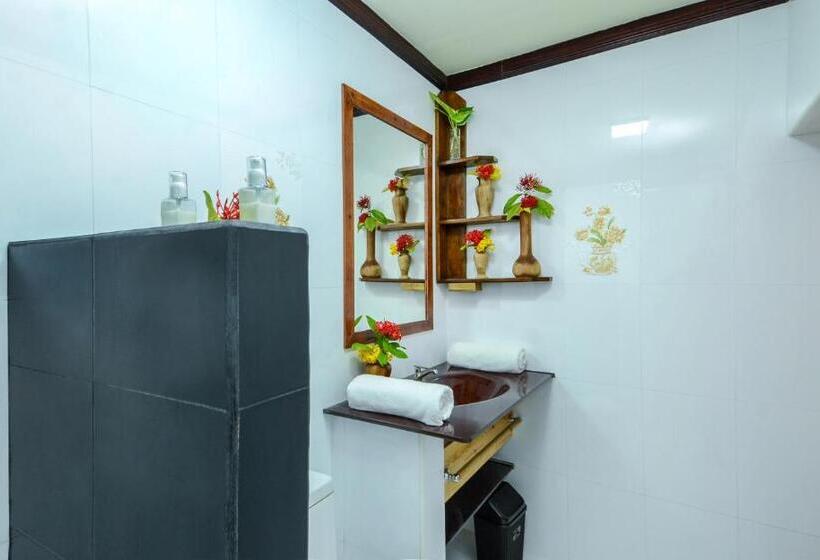اتاق لوکس با چشم‌انداز دریا, Maladiwa Beach & Spa