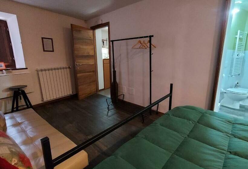 اتاق لوکس, Morry S Lodge Guest House