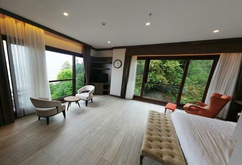 스위트, şelale Otel
