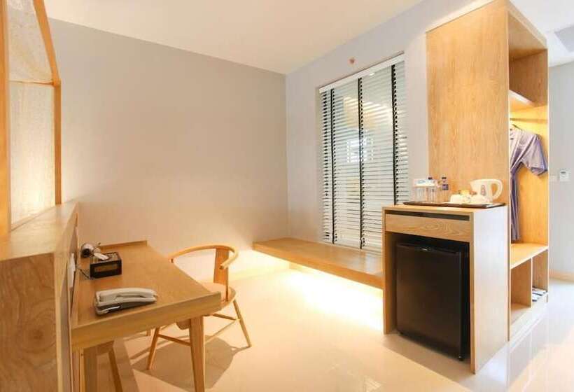 اتاق لوکس, Craft Resort & Villas, Phuket Town