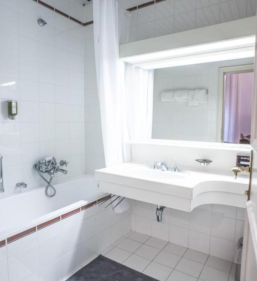 Апартаменты 2 Спальни, De L Europe Gastein