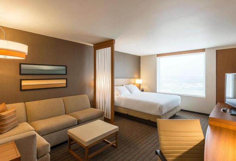اتاق استاندارد با تخت بزرگ, Courtyard By Marriott Ciudad Del Carmen Campeche