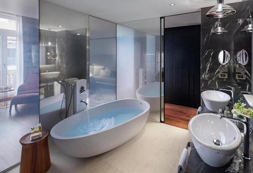 سوییت جونیور, Mandarin Oriental Milan