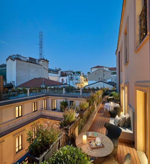 Suite with Terrace, Mandarin Oriental Milan