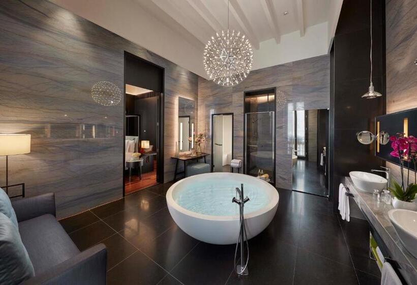 سوئیت پرزیدنت, Mandarin Oriental Milan