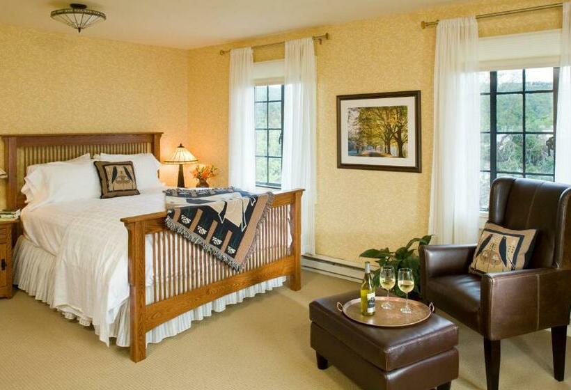 Номер Стандарт, Settlers Inn