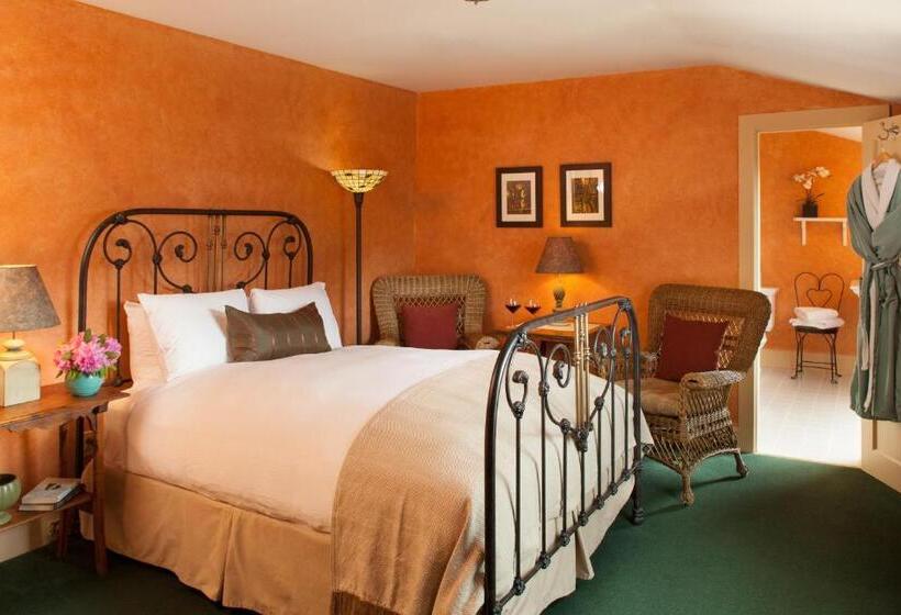 Номер Стандарт, Settlers Inn