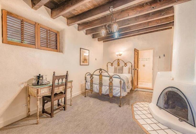 Номер Basic, The Historic Taos Inn