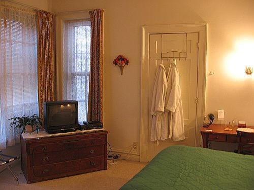Номер Стандарт, Olde Judge Mansion B&b