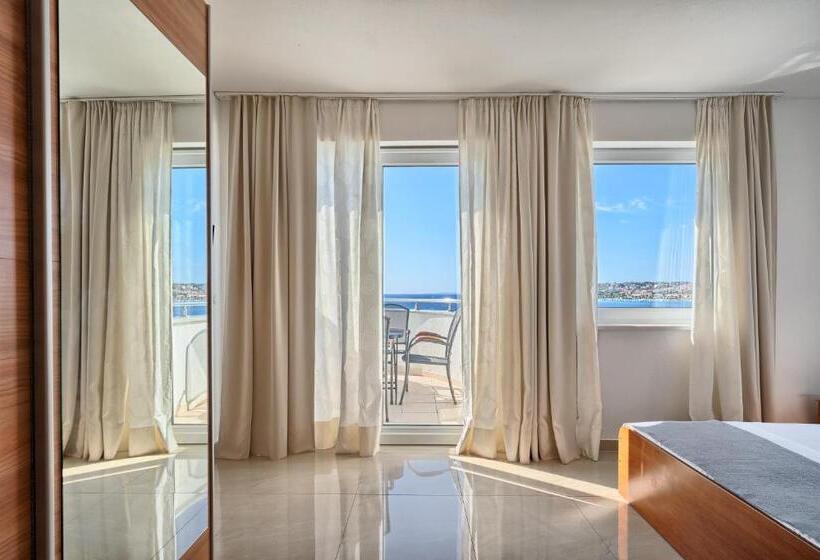 חדר סופריור לארבעה, Sunset Split Rooms