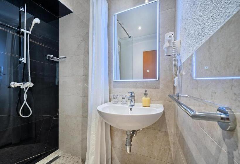 חדר דלוקס עם מרפסת, Sunset Split Rooms