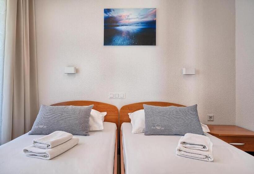 חדר סטנדרט לארבעה נוף לים, Sunset Split Rooms