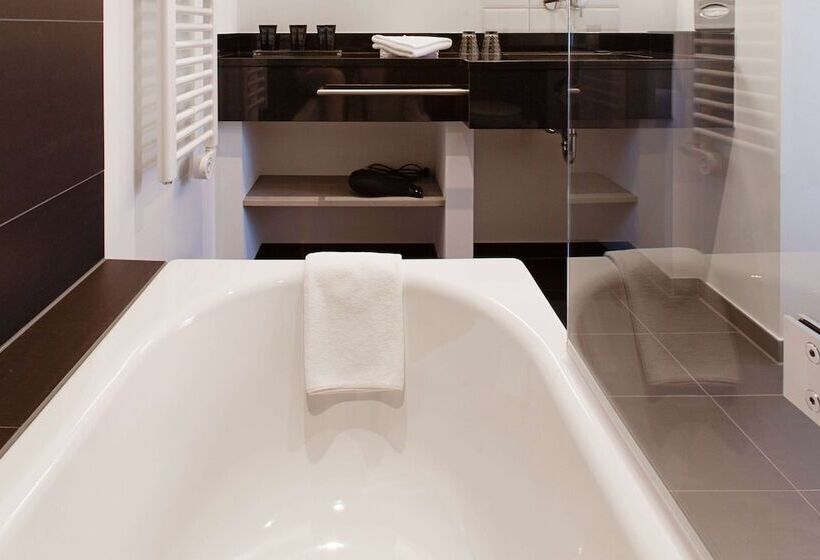 Номер Комфорт, Vienna House Easy By Wyndham Osnabrück & Apartments