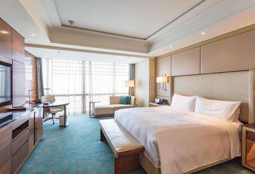 Номер Deluxe Кровать Кинг, Jw Marriott Hotel Zhengzhou