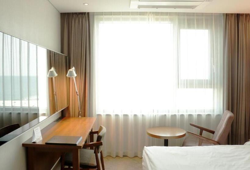 اتاق لوکس با چشم‌انداز شهر, Grabel Hotel Jeju
