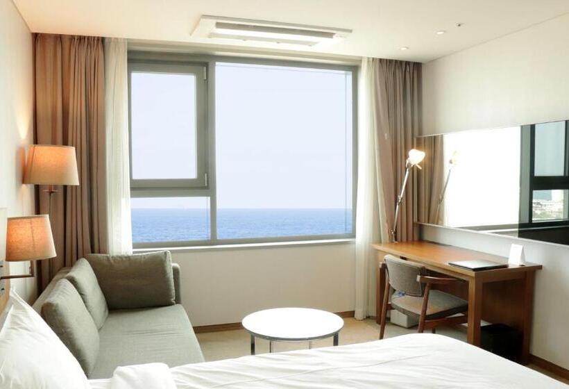 اتاق لوکس با چشم‌انداز دریا, Grabel Hotel Jeju