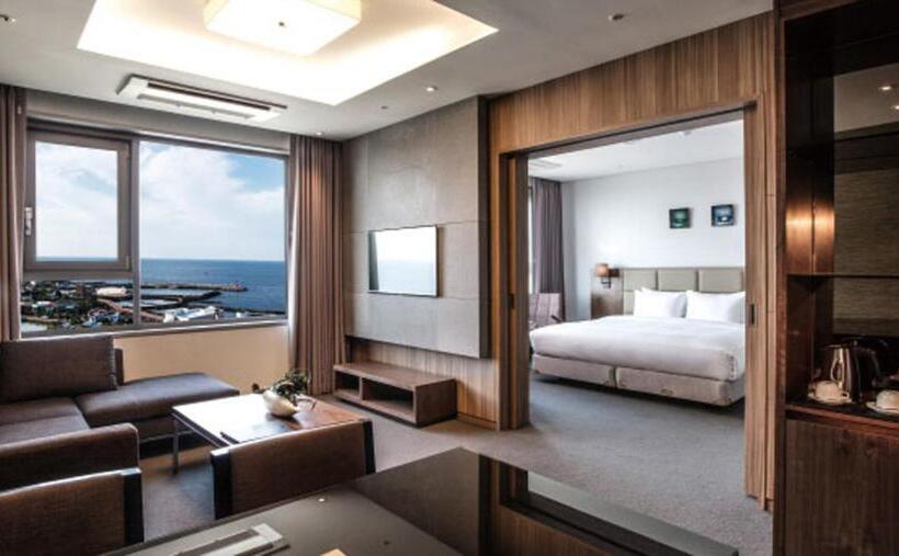 سوئیت کلاب, Grabel Hotel Jeju