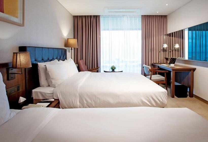 اتاق لوکس با چشم‌انداز شهر, Grabel Hotel Jeju