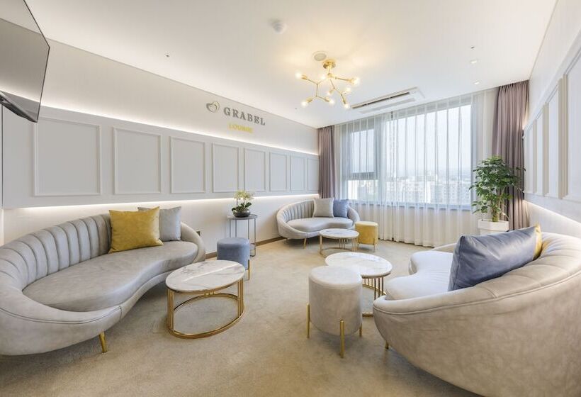 Club Room Sea View, Grabel Hotel Jeju