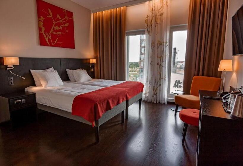 Четырехместный номер Премиум, Best Western Malmo Arena