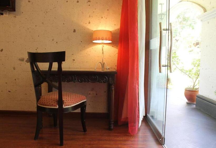 سوییت, Boutique Villa Elisa