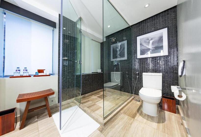 Номер Премиум Вид на Город, City Of Dreams   Nobu Hotel Manila