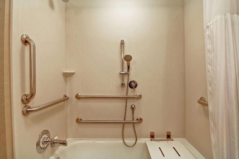 Стандартный Номер Кровать Кинг, Hilton Garden Inn Woodbridge