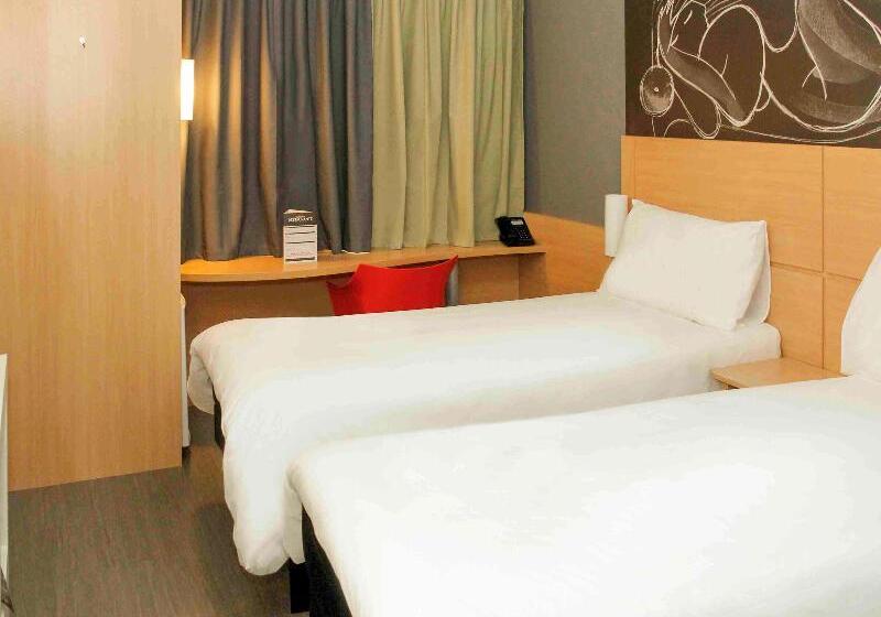 Номер Стандарт, Ibis Jatai