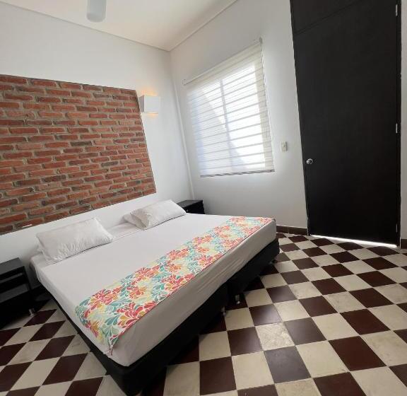 اتاق لوکس, The Orange House Santa Marta