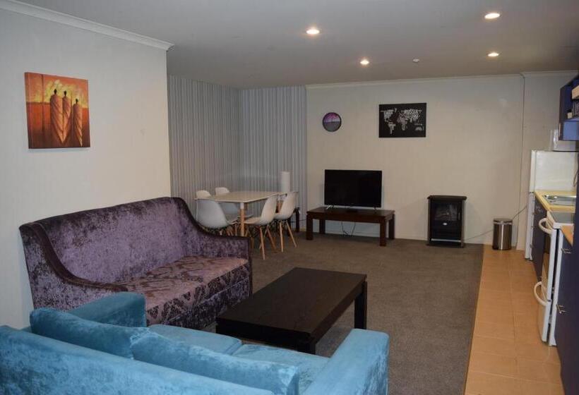 Апартаменты 3 Спальни, Silver Fern Lodge