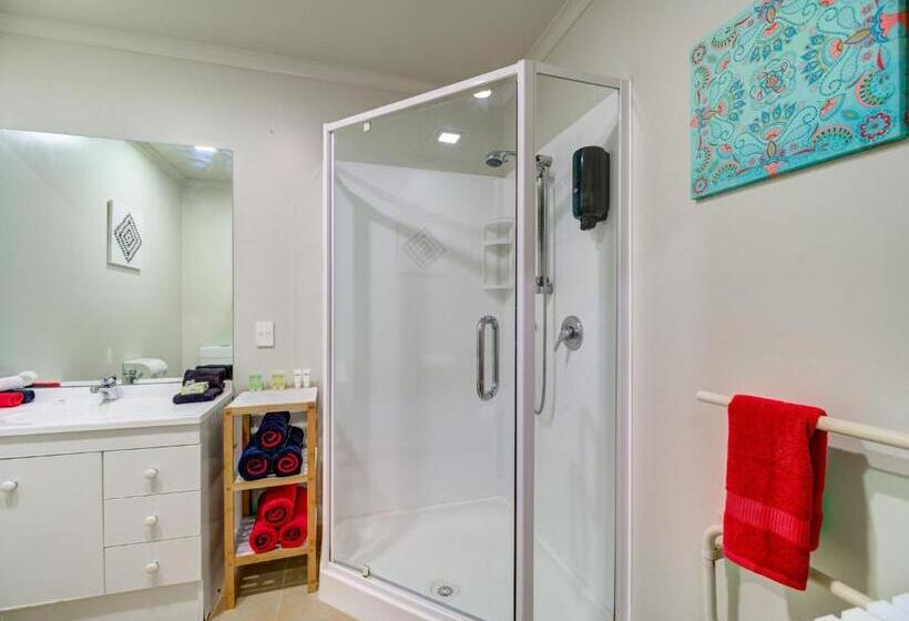 Апартаменты 3 Спальни, Silver Fern Lodge
