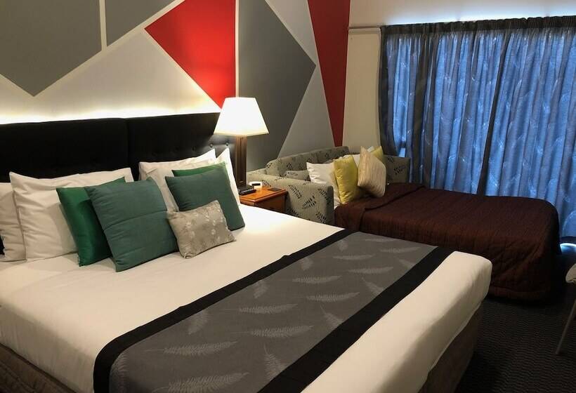 Номер Стандарт Вид на Озеро, Silver Fern Lodge