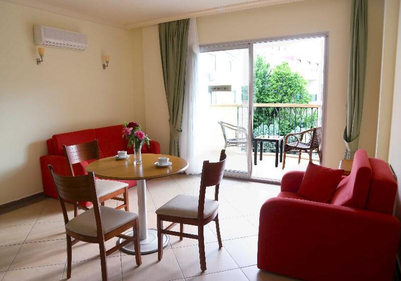آپارتمان 1 خوابه, Club Karakas Apart Otel