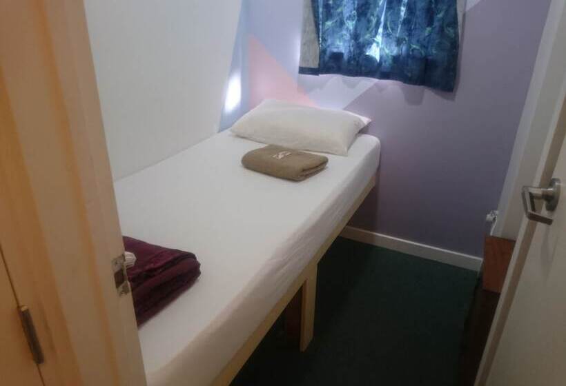 스탠다드 싱글 룸 공동욕실, Microtel Lodge Hamilton   Hostel