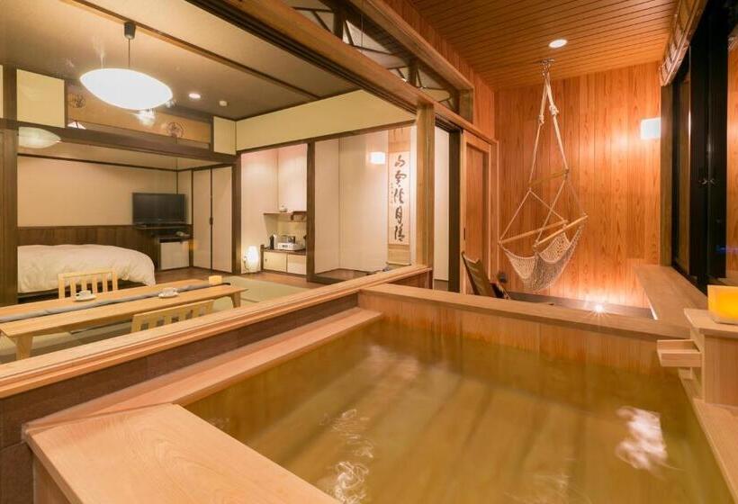 Номер Стандарт, Ryokan Oomuraya