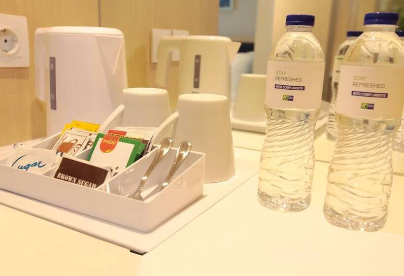 Quarto Estandar, Holiday Inn Express Jakarta International Expo, An Ihg